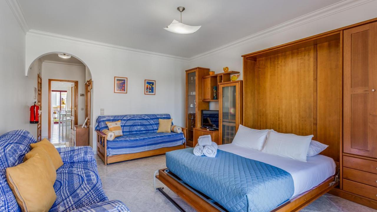 Serene Apartment W/ Balcony And Pool By Lovelystay Quarteira Εξωτερικό φωτογραφία