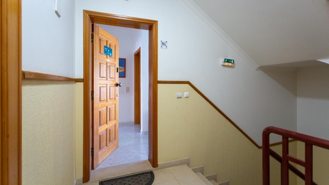Serene Apartment W/ Balcony And Pool By Lovelystay Quarteira Εξωτερικό φωτογραφία