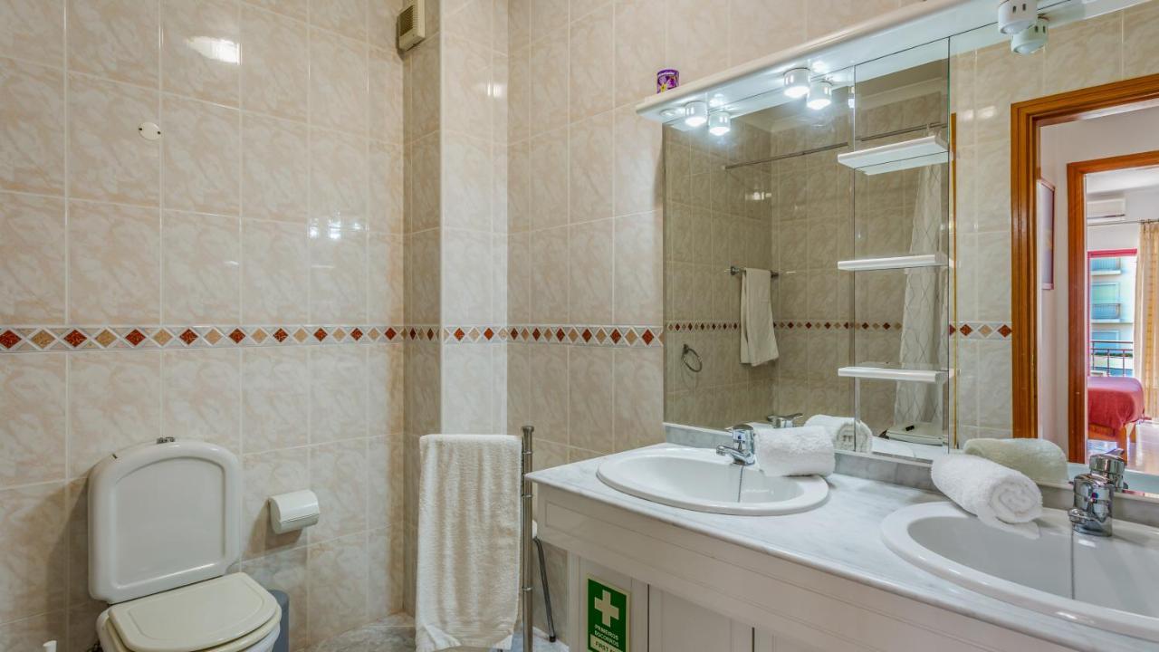 Serene Apartment W/ Balcony And Pool By Lovelystay Quarteira Εξωτερικό φωτογραφία
